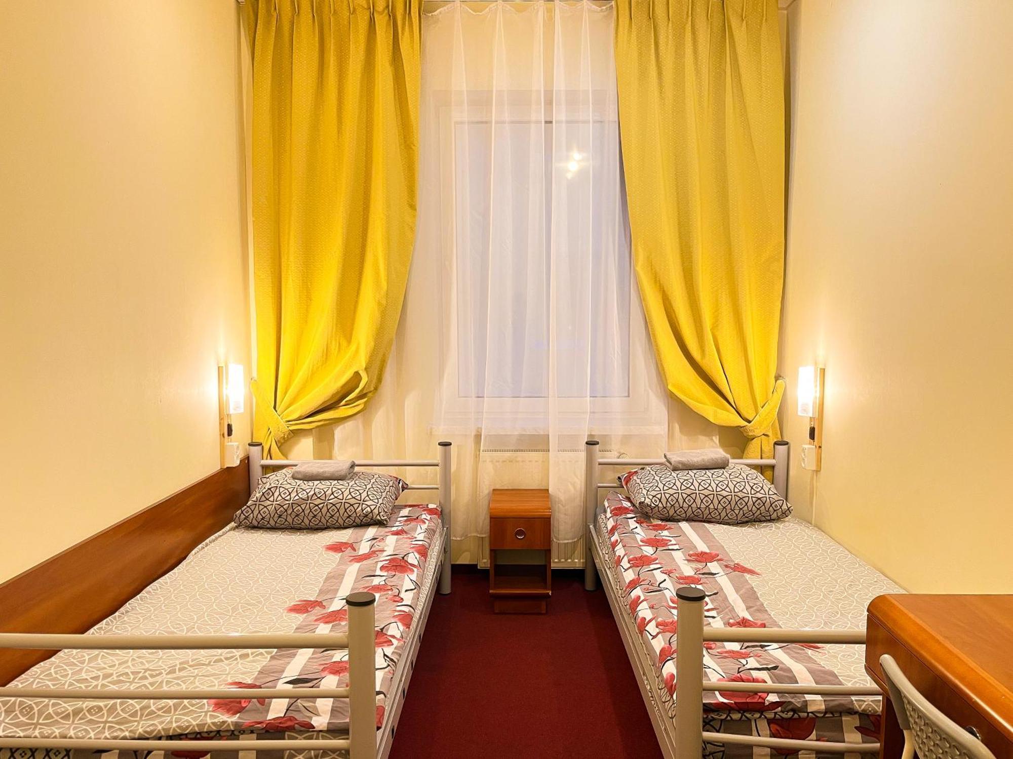 Fry House Hostel Warschau Buitenkant foto