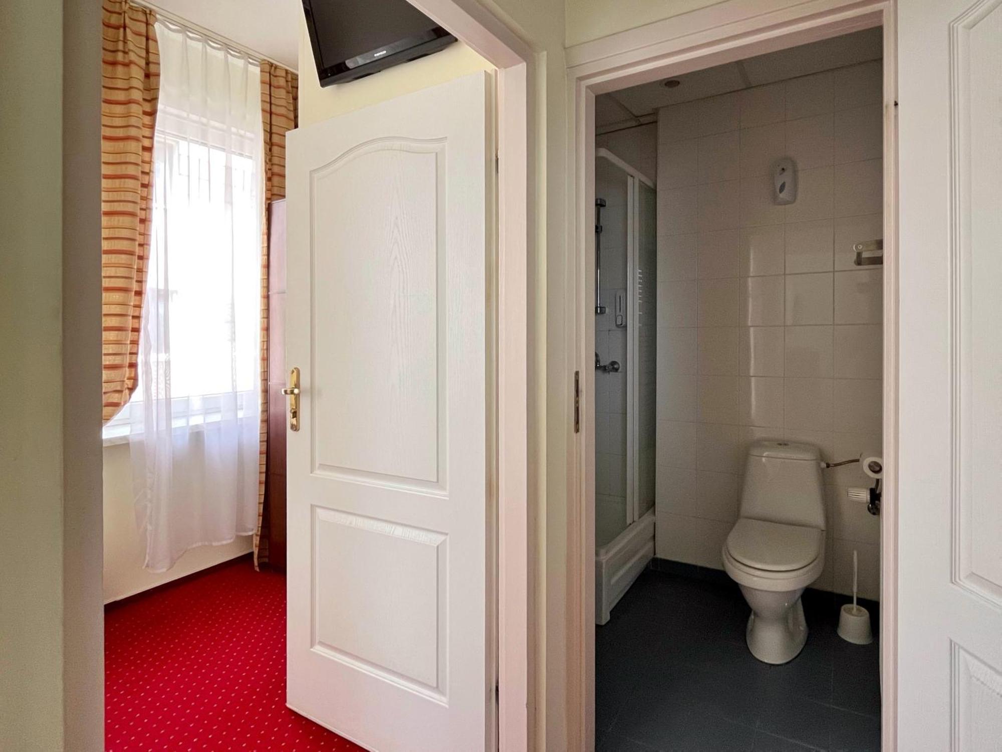 Fry House Hostel Warschau Buitenkant foto